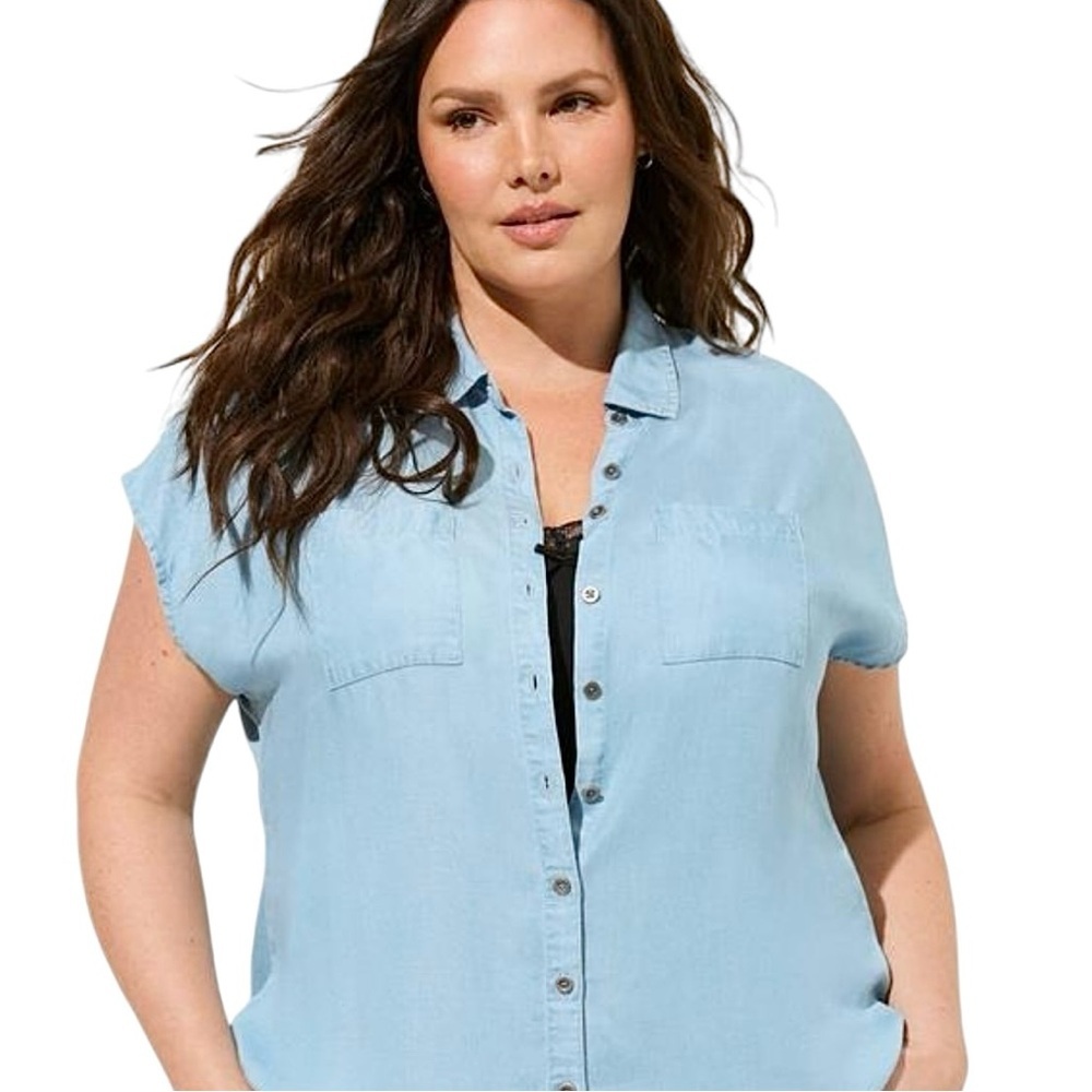 Torrid Shirt Size 6 / 6X Short Dolman Sleeve Blue Blouse Chambray Button Collar